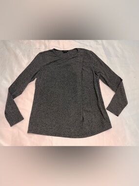 NWOT women’s THEORY grey long sleeve blouse shirt. Size Medium